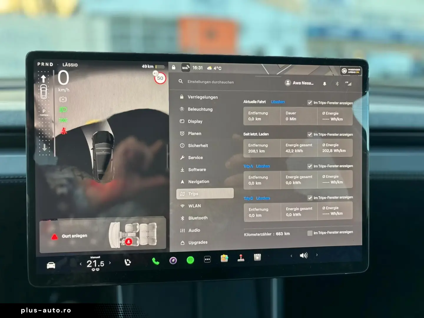 Tesla Model Y Standard RWD