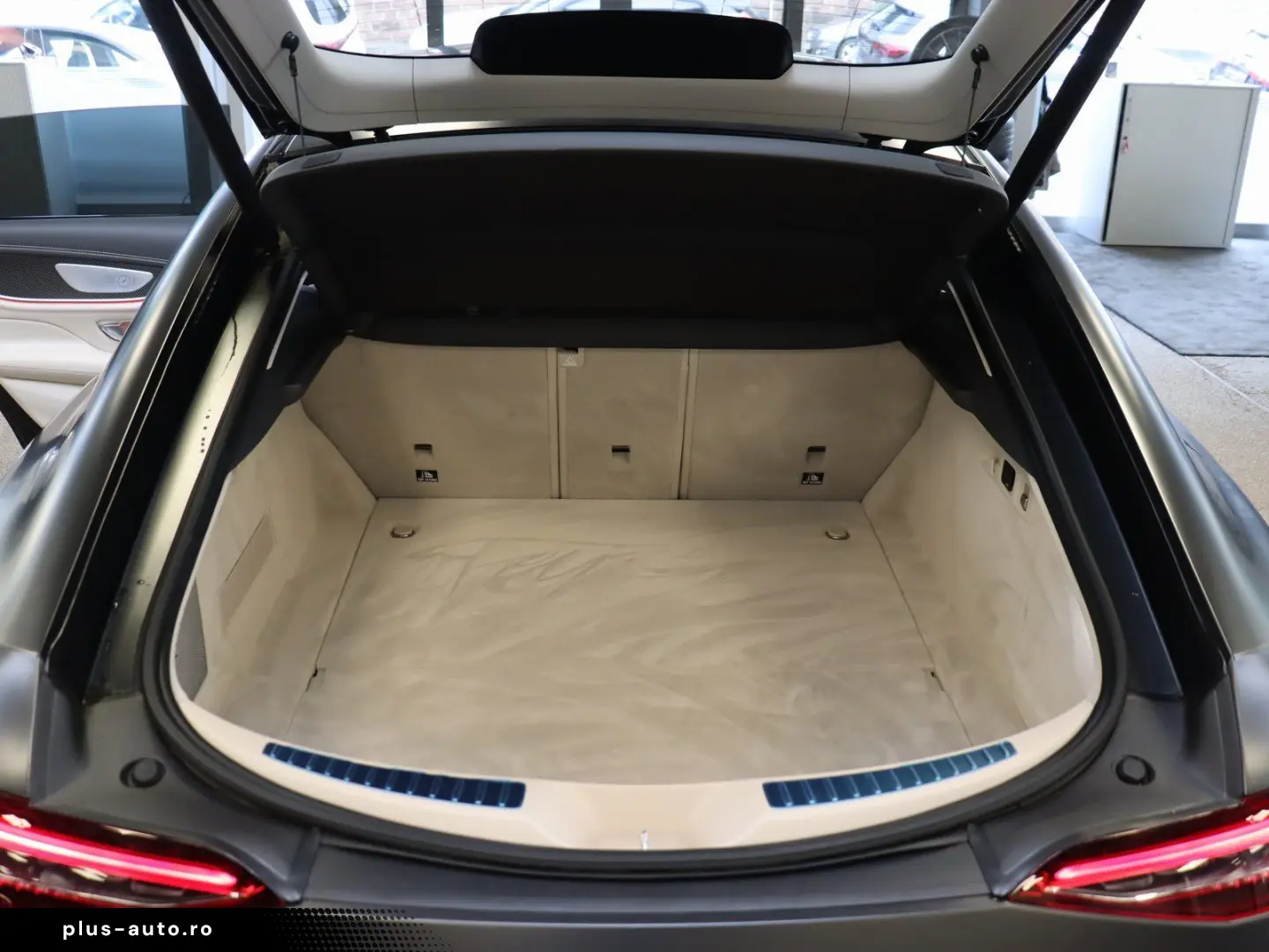 MERCEDES-BENZ AMG GT 63 4M  Fahrassi HUD Aero Beige &hellip;