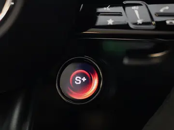 MERCEDES-BENZ AMG GT 4-Door Coupe AMG 63 S E Perform&hellip;