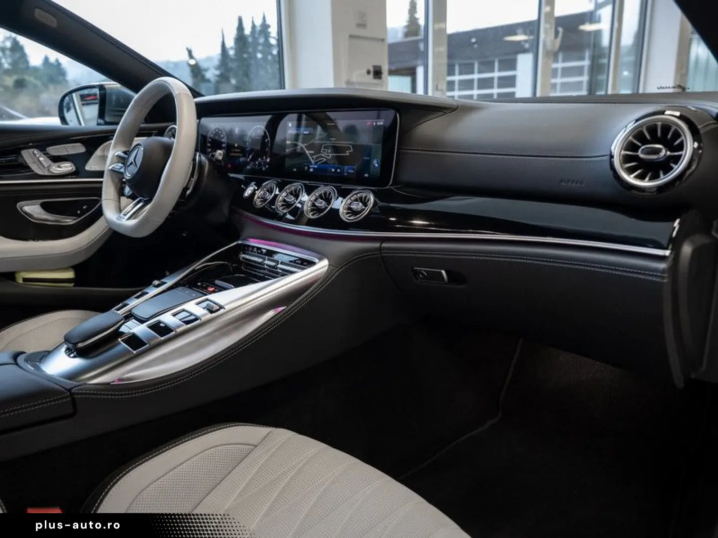 MERCEDES-BENZ AMG GT 63 4M  Perf-AGA Pano 360 AHK Memo Magno