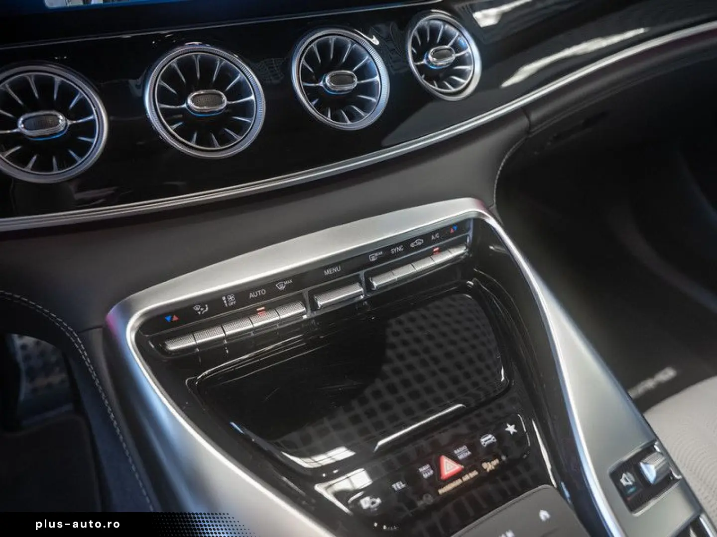 MERCEDES-BENZ AMG GT 63 4M  Perf-AGA Pano 360 AHK Memo Magno