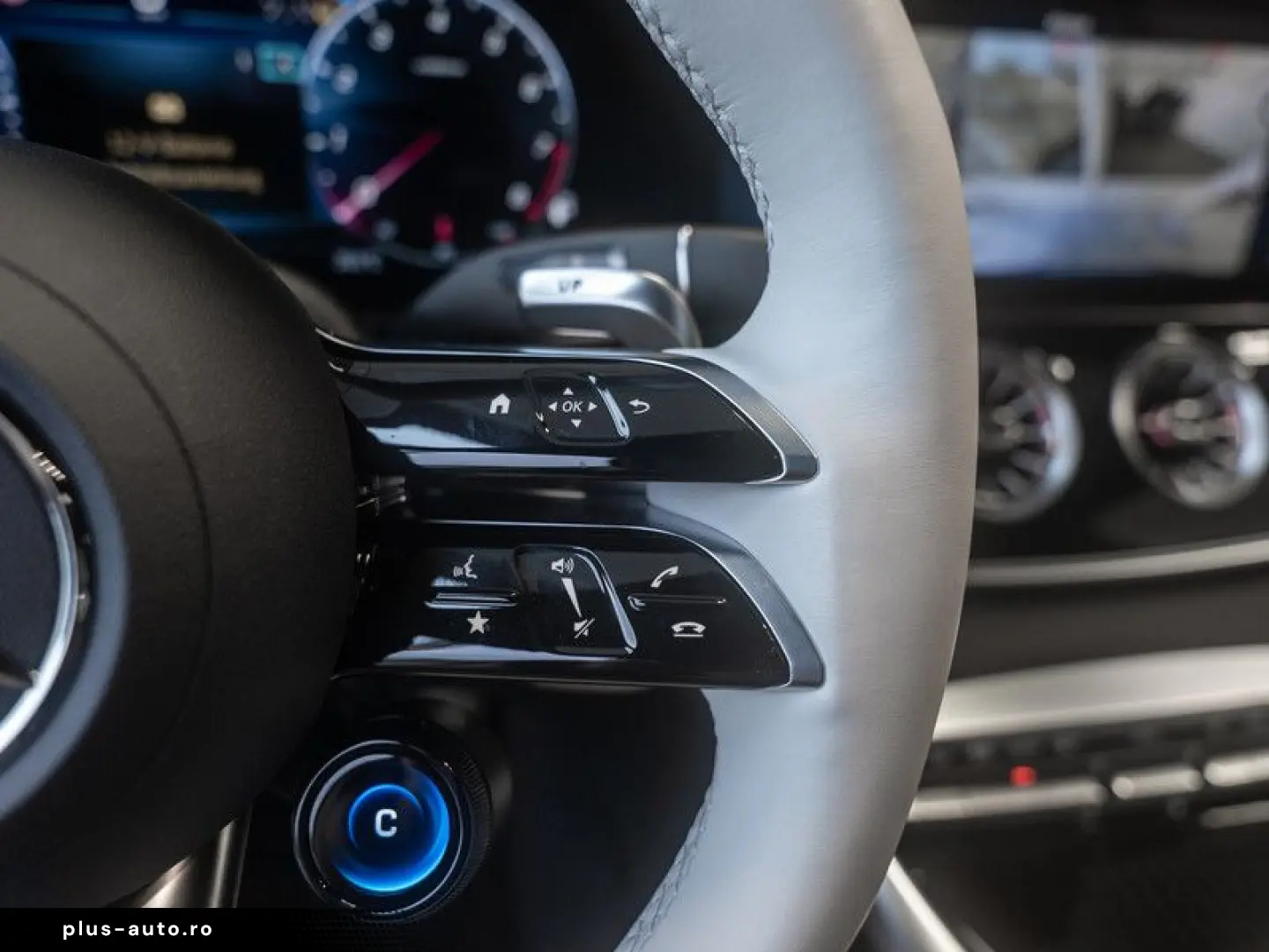 MERCEDES-BENZ AMG GT 63 4M  Perf-AGA Pano 360 AHK Memo Magno