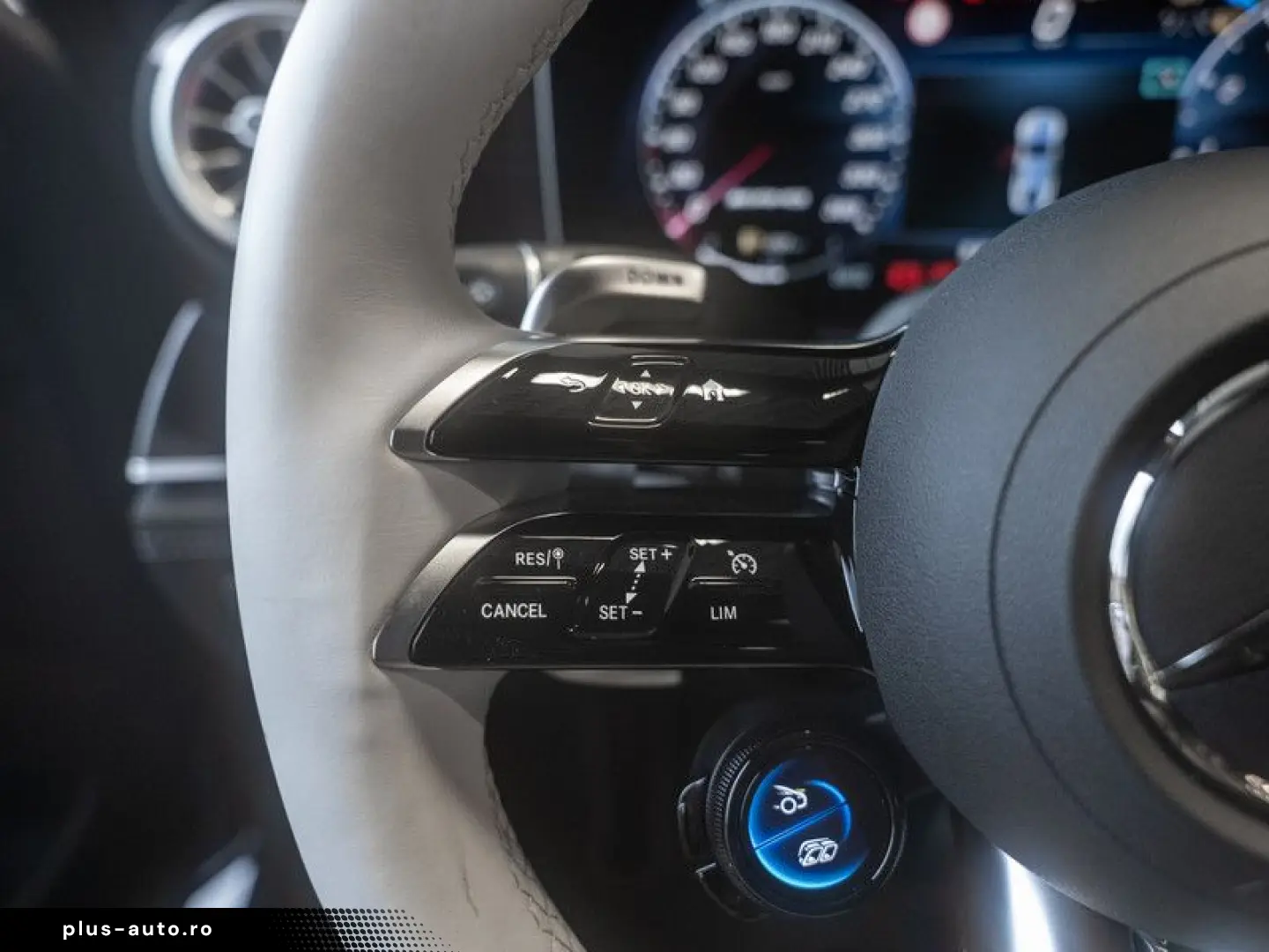 MERCEDES-BENZ AMG GT 63 4M  Perf-AGA Pano 360 AHK Memo Magno