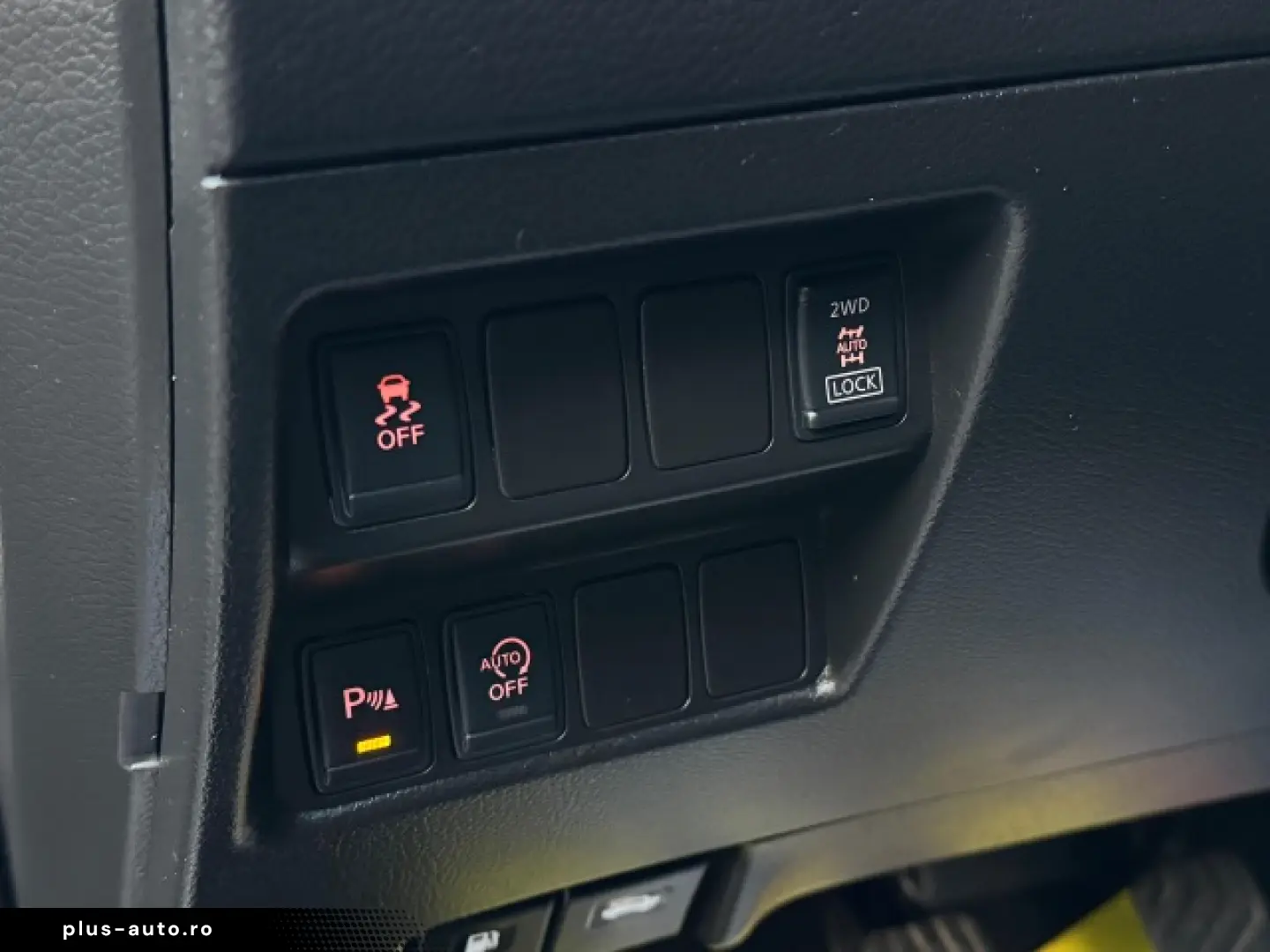 Nissan Qashqai Diesel 1.6 2014 Manuala