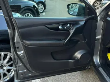 Nissan Qashqai Diesel 1.6 2014 Manuala