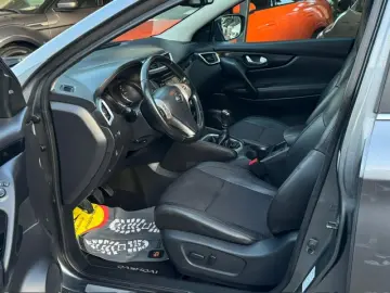 Nissan Qashqai Diesel 1.6 2014 Manuala