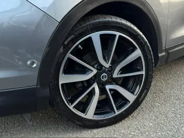 Nissan Qashqai Diesel 1.6 2014 Manuala