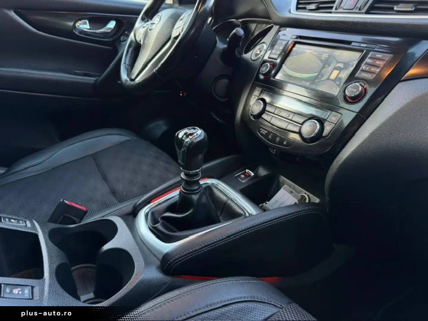 Nissan Qashqai Diesel 1.6 2014 Manuala