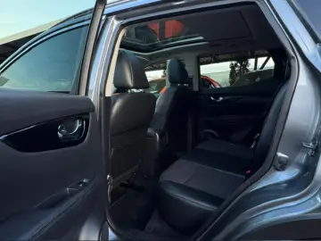 Nissan Qashqai Diesel 1.6 2014 Manuala