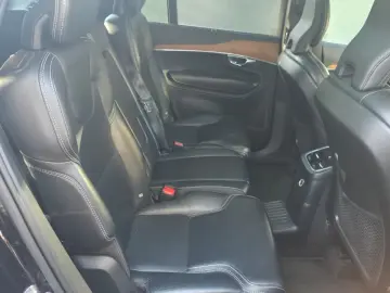 VOLVO XC90_T8