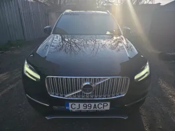 VOLVO XC90_T8