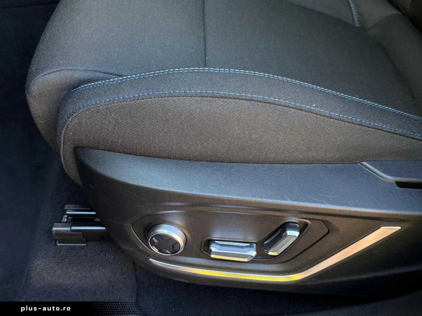 LYNC AND CO 01 1.5 T Aut PHEV PANO LED ACC MEMO 360