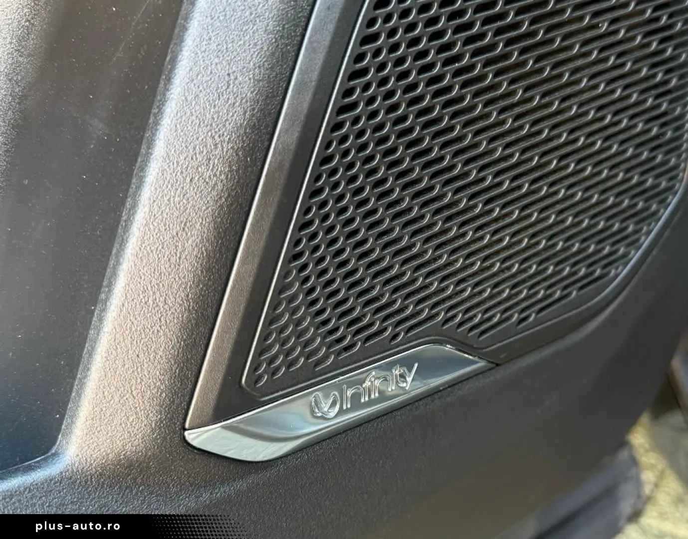 LYNC AND CO 01 1.5 T Aut PHEV PANO LED ACC MEMO 360