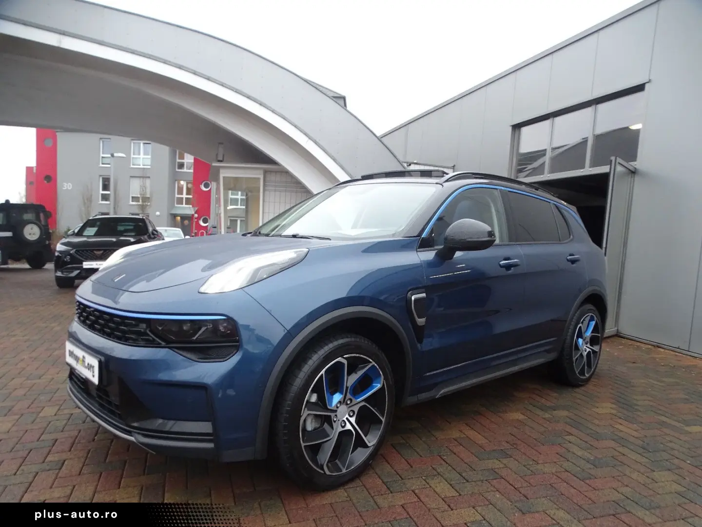 LYNC AND CO 01 eHybrid  Pano ACC LED Navi