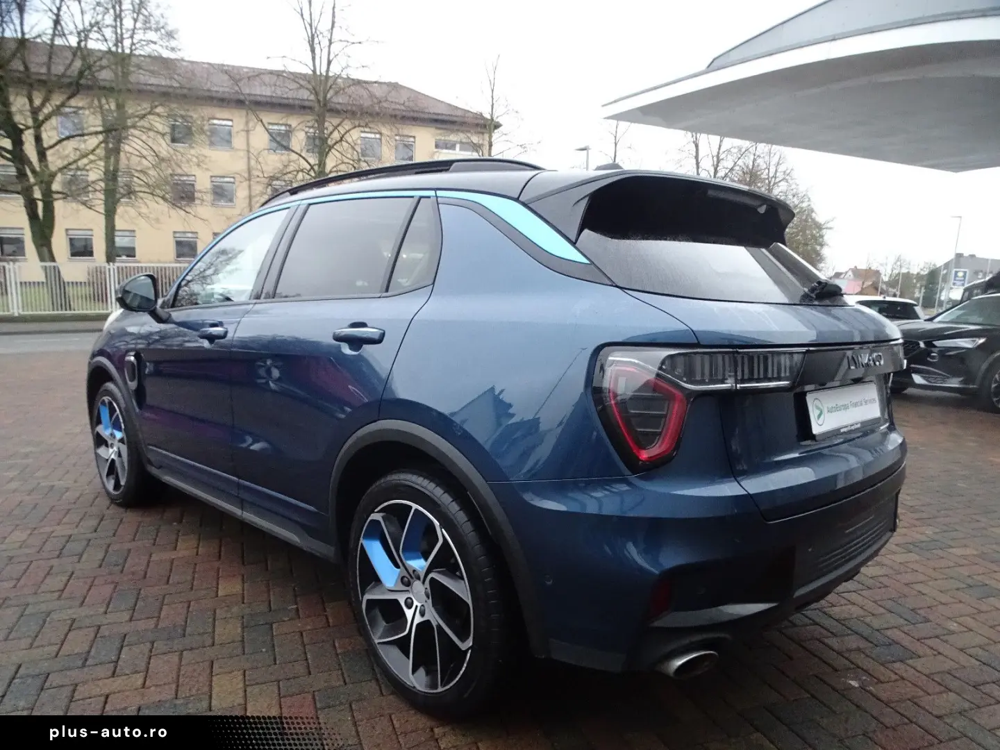 LYNC AND CO 01 eHybrid  Pano ACC LED Navi