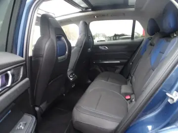 LYNC AND CO 01 eHybrid  Pano ACC LED Navi