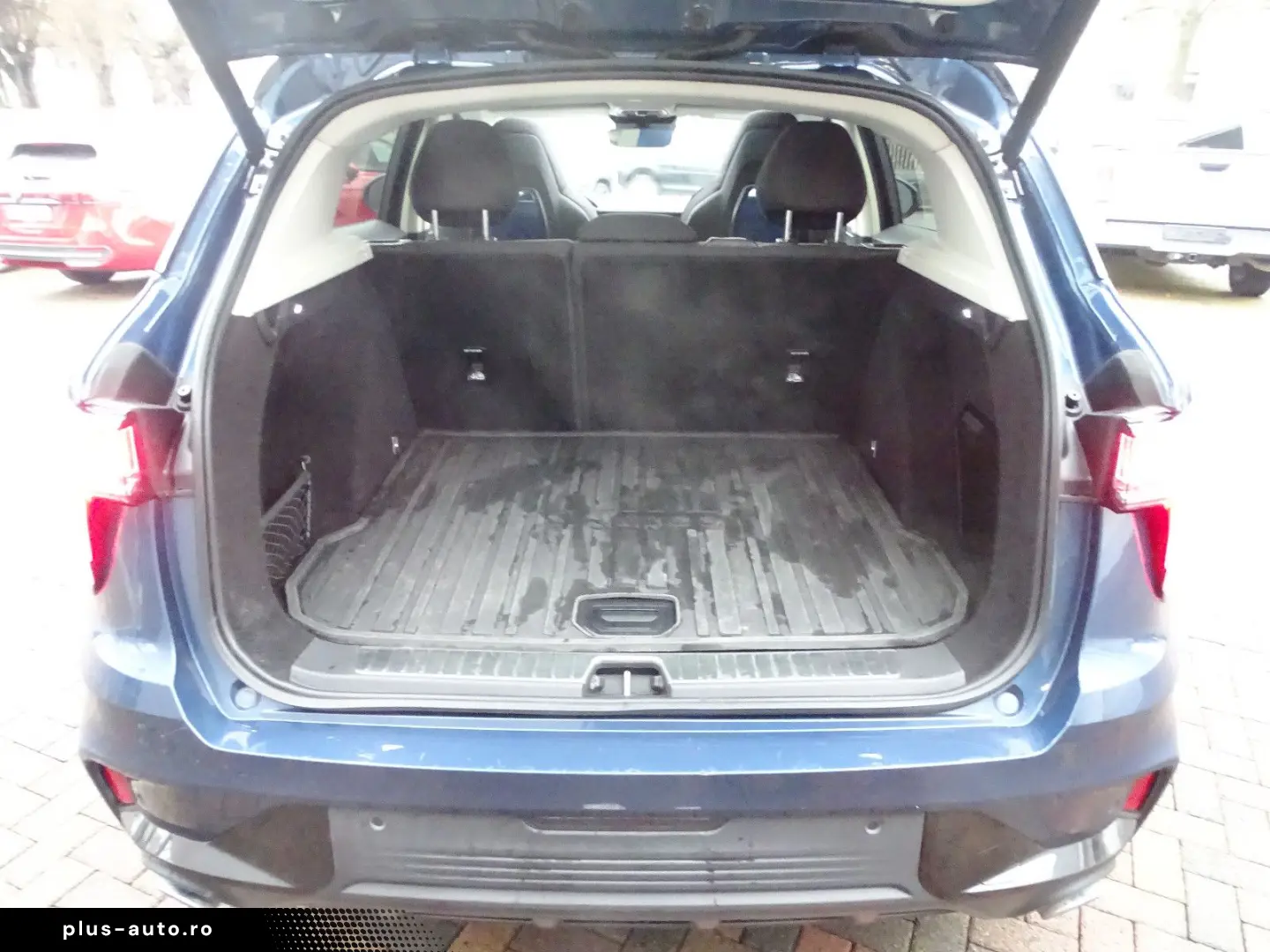 LYNC AND CO 01 eHybrid  Pano ACC LED Navi