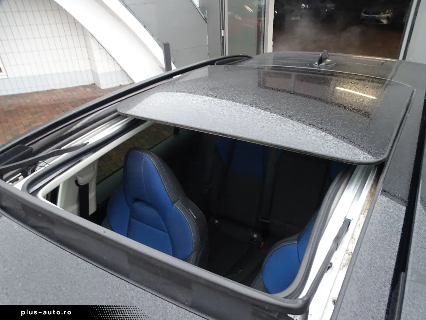 LYNC AND CO 01 eHybrid  Pano ACC LED Navi