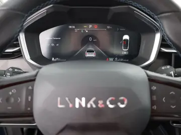 LYNC AND CO 01 1.5 PHEV Aut. LED ACC 360  Pano