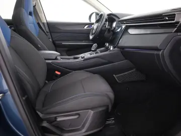 LYNC AND CO 01 1.5 PHEV Aut. LED ACC 360  Pano