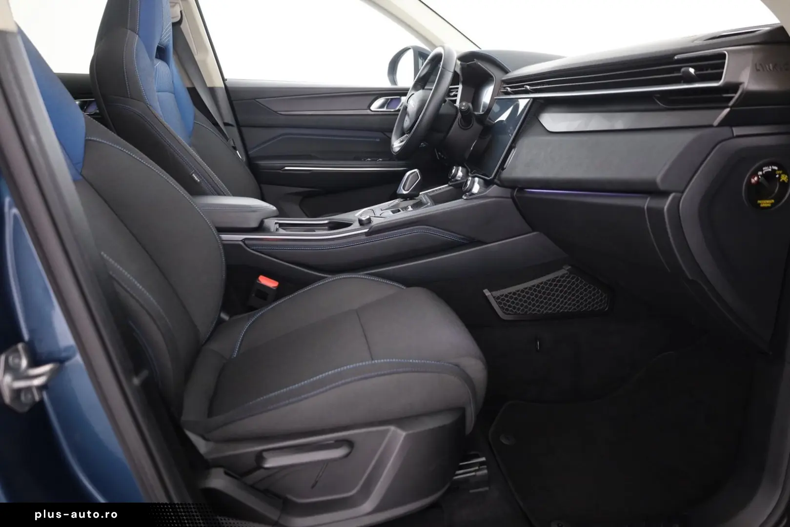 LYNC AND CO 01 1.5 PHEV Aut. LED ACC 360  Pano