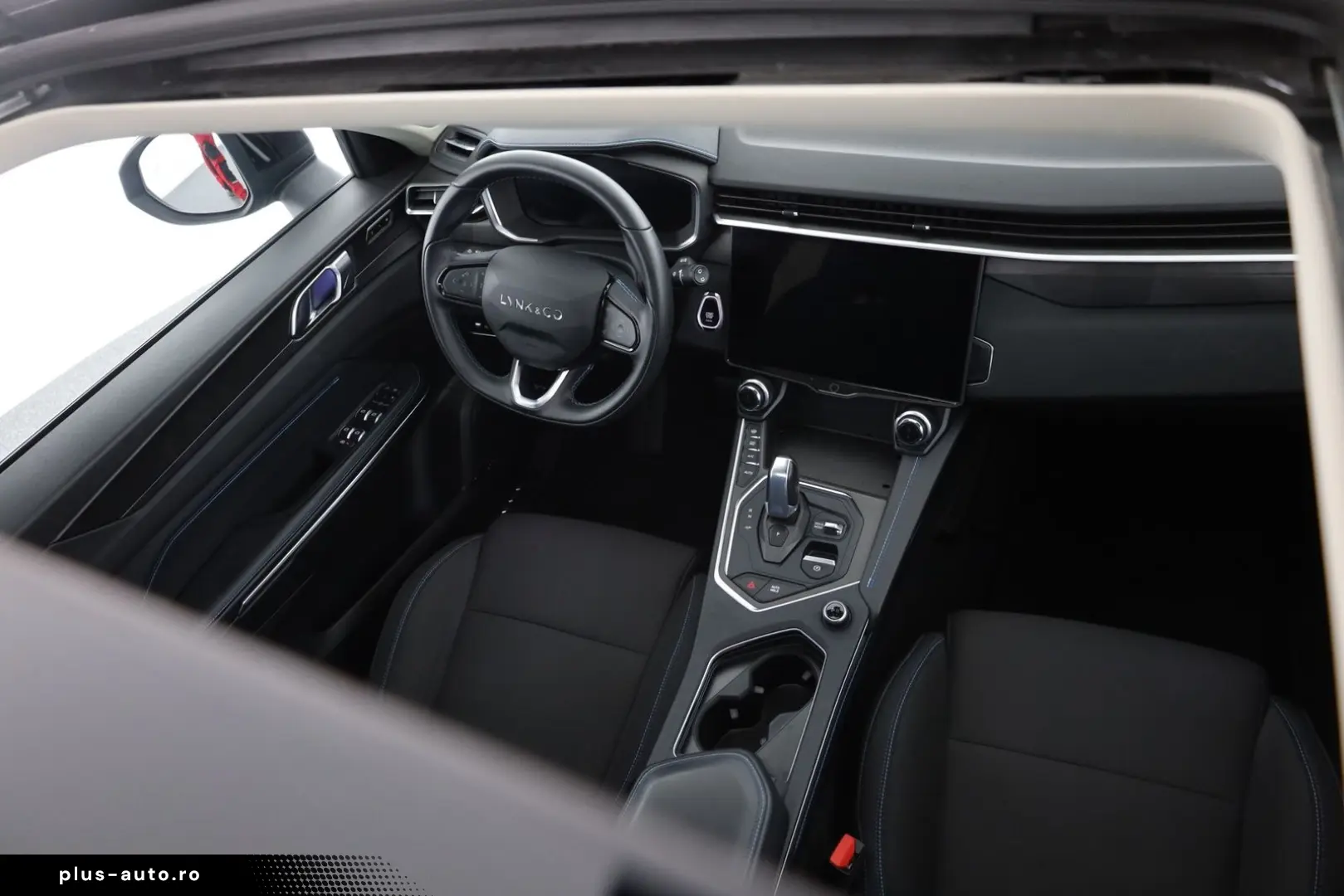 LYNC AND CO 01 1.5 PHEV Aut. LED ACC 360  Pano