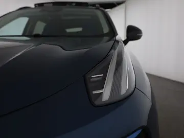 LYNC AND CO 01 1.5 PHEV Aut. LED ACC 360  Pano