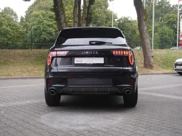 LYNC AND CO 01 1.5 PHEV Aut. LED ACC 360  Pano