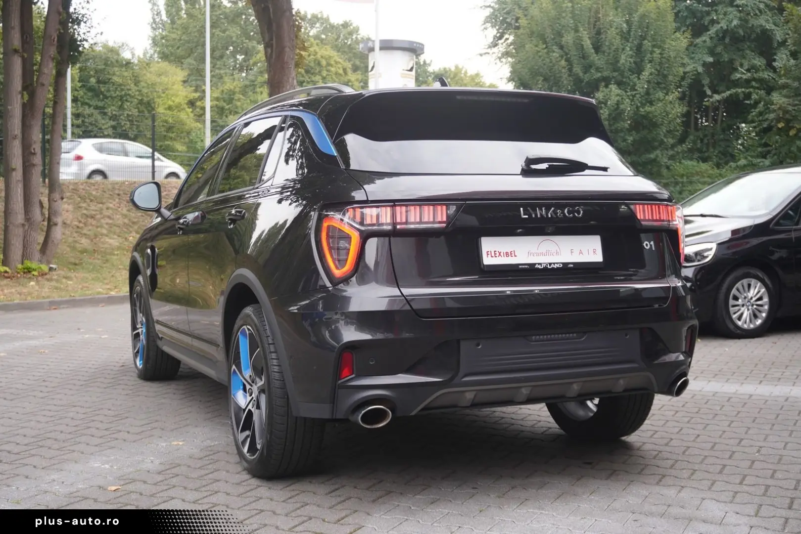 LYNC AND CO 01 1.5 PHEV Aut. LED ACC 360  Pano