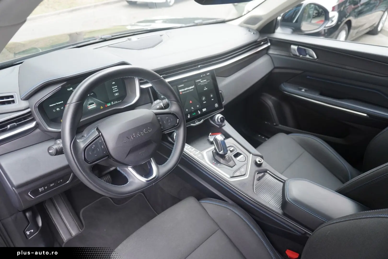 LYNC AND CO 01 1.5 PHEV Aut. LED ACC 360  Pano