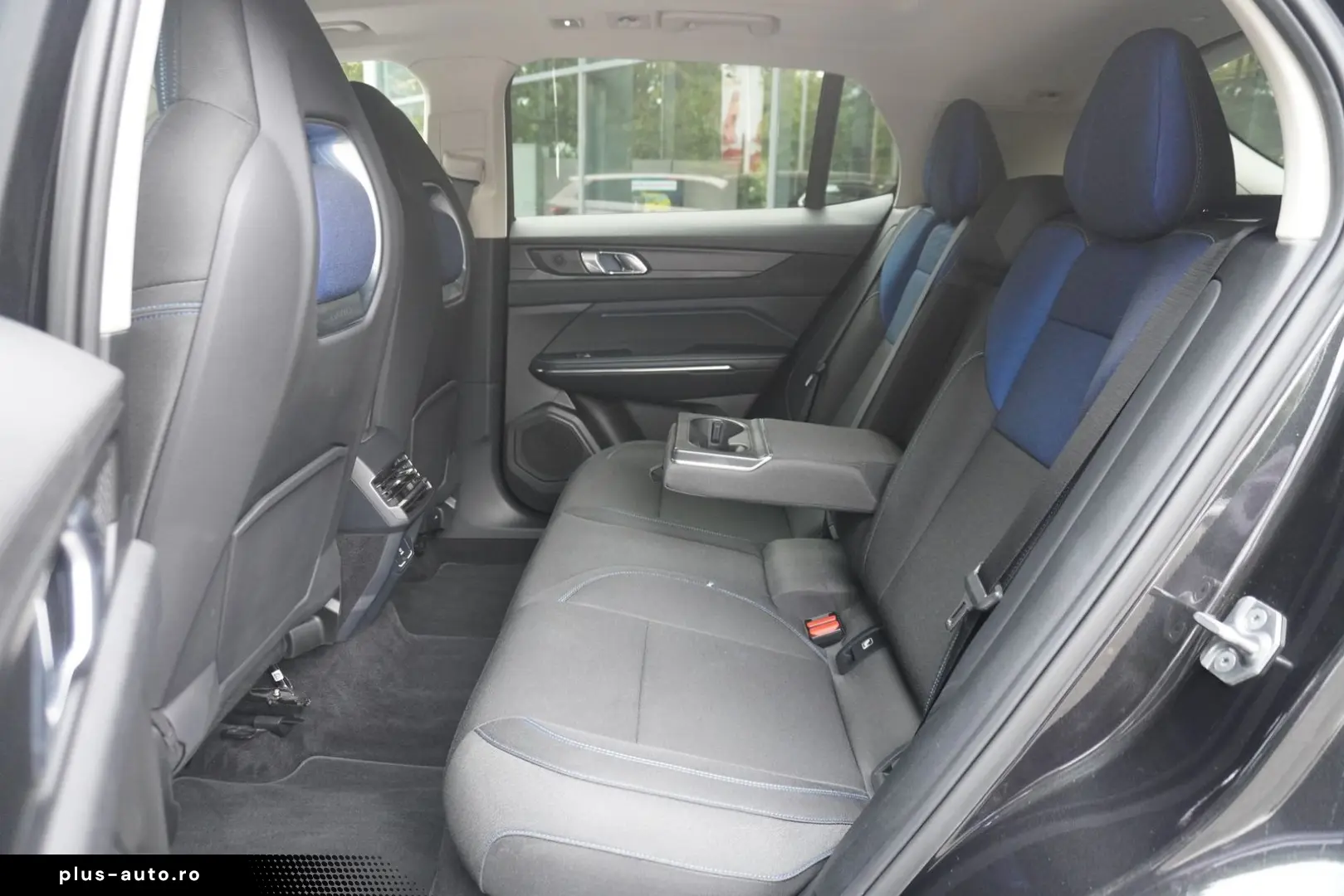 LYNC AND CO 01 1.5 PHEV Aut. LED ACC 360  Pano