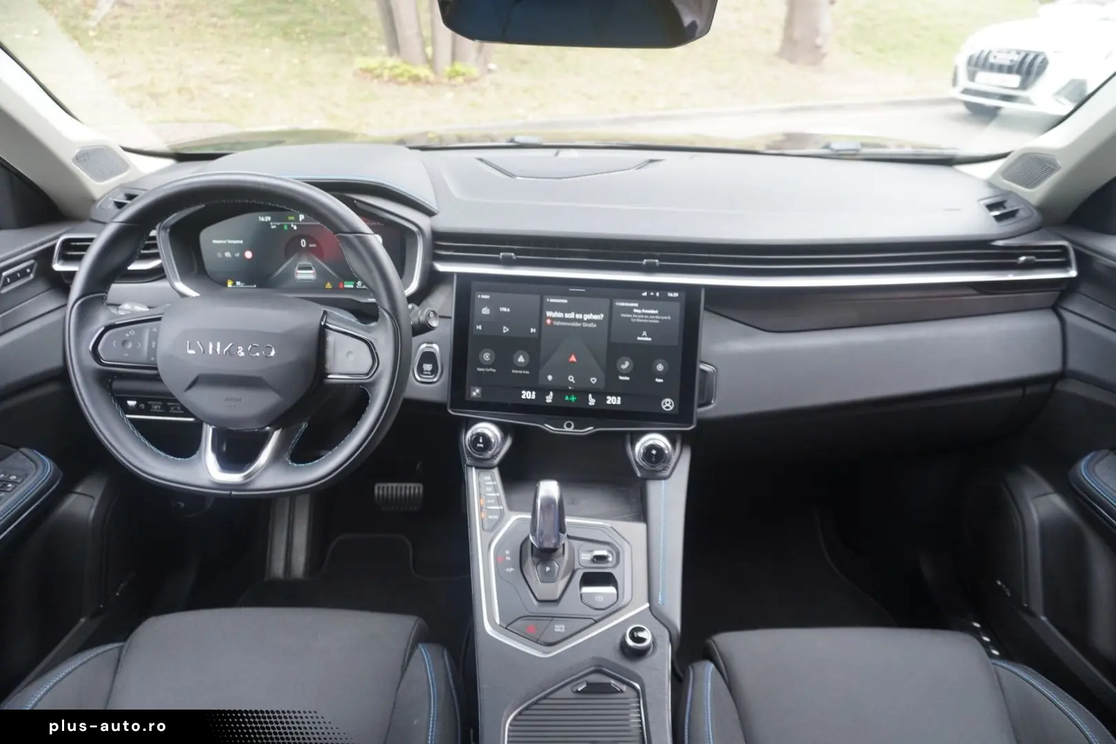 LYNC AND CO 01 1.5 PHEV Aut. LED ACC 360  Pano