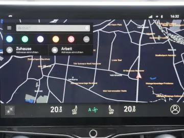 LYNC AND CO 01 1.5 PHEV Aut. LED ACC 360  Pano