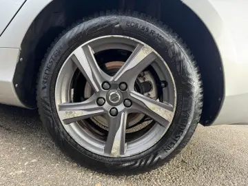 Volvo V40 Diesel 2.0 2017 Manuala