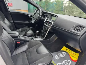 Volvo V40 Diesel 2.0 2017 Manuala