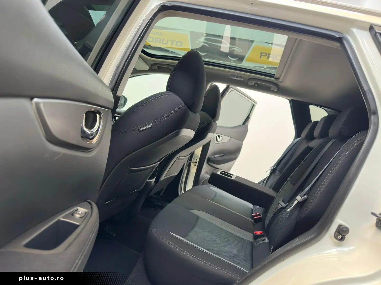 Nissan Qashqai Diesel 1.6 2018 Manuala