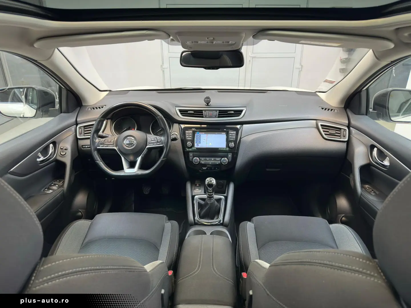 Nissan Qashqai Diesel 1.6 2018 Manuala