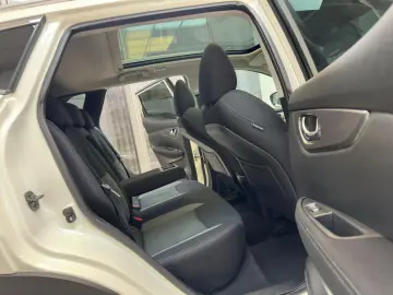 Nissan Qashqai Diesel 1.6 2018 Manuala