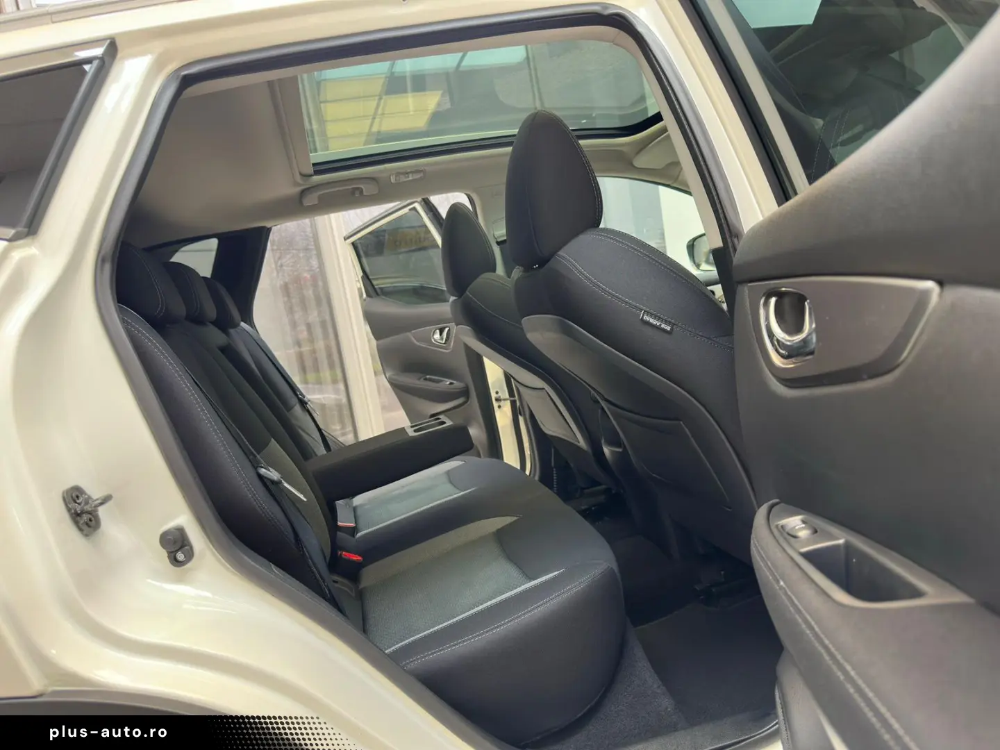 Nissan Qashqai Diesel 1.6 2018 Manuala