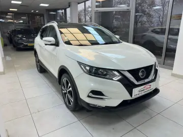 Nissan Qashqai Diesel 1.6 2018 Manuala