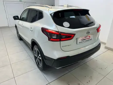 Nissan Qashqai Diesel 1.6 2018 Manuala