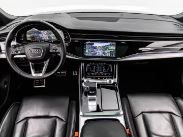 Audi Q8 50TDi 2x S LINE ACC HuD PANO LASER 360