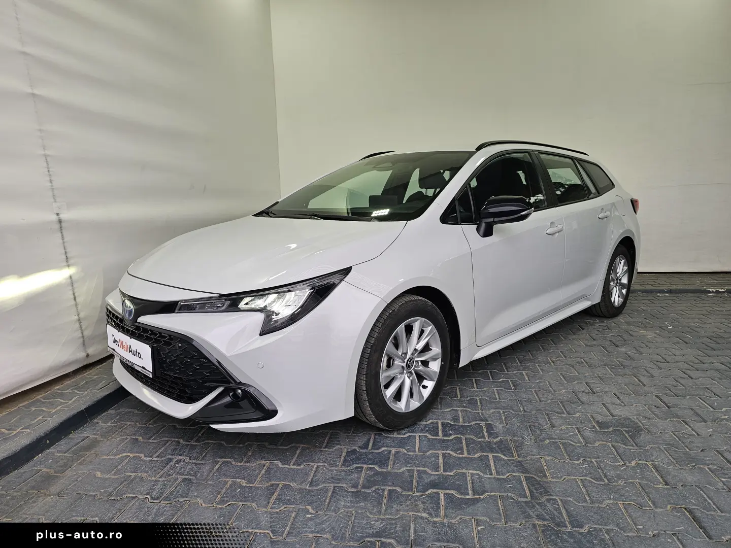Toyota Corolla 1 8 Hybrid Touring Sports Active Drive