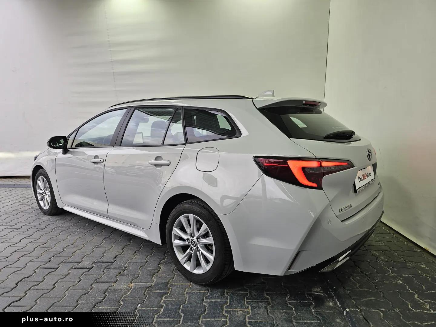 Toyota Corolla 1 8 Hybrid Touring Sports Active Drive