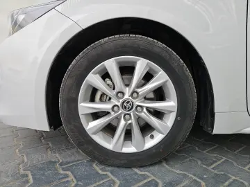 Toyota Corolla 1 8 Hybrid Touring Sports Active Drive