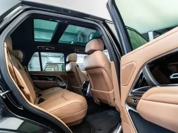 Land Rover Range Rover P460e HSE   Pano   L.Brown   Shadow