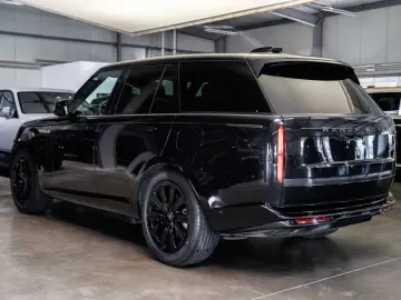 Land Rover Range Rover P460e HSE   Pano   L.Brown   Shadow