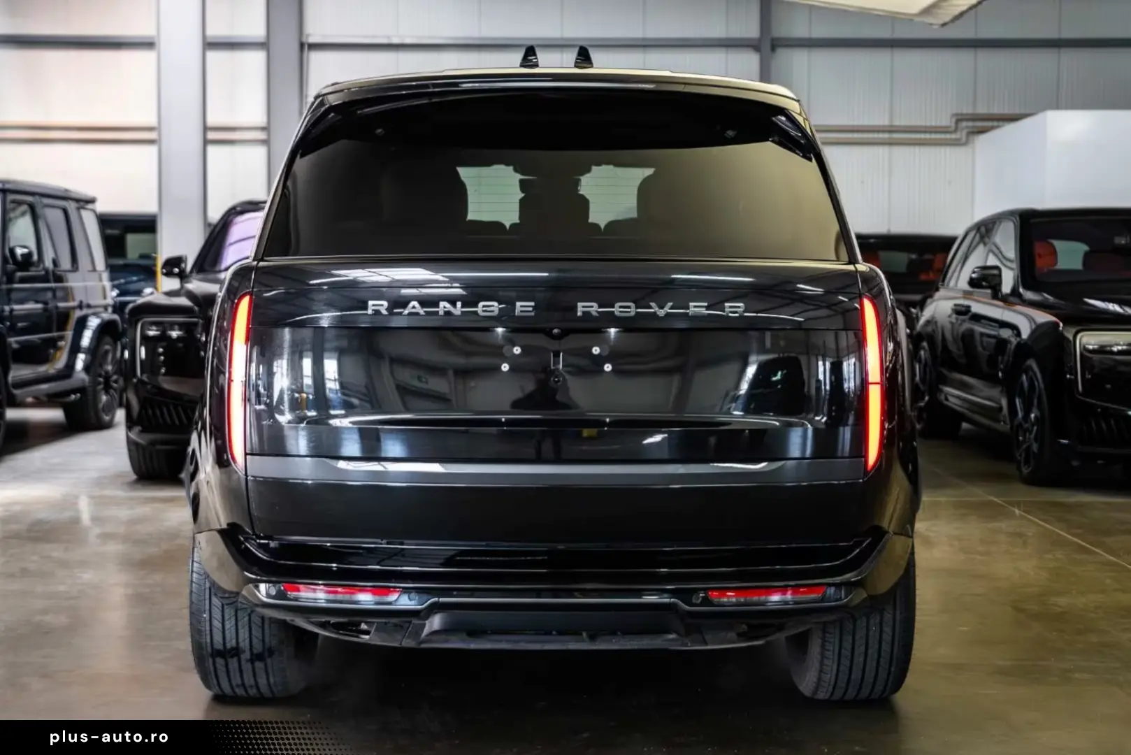 Land Rover Range Rover P460e HSE   Pano   L.Brown   Shadow