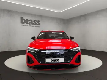 AUDI SQ8 Sportback e-tron 370 kW