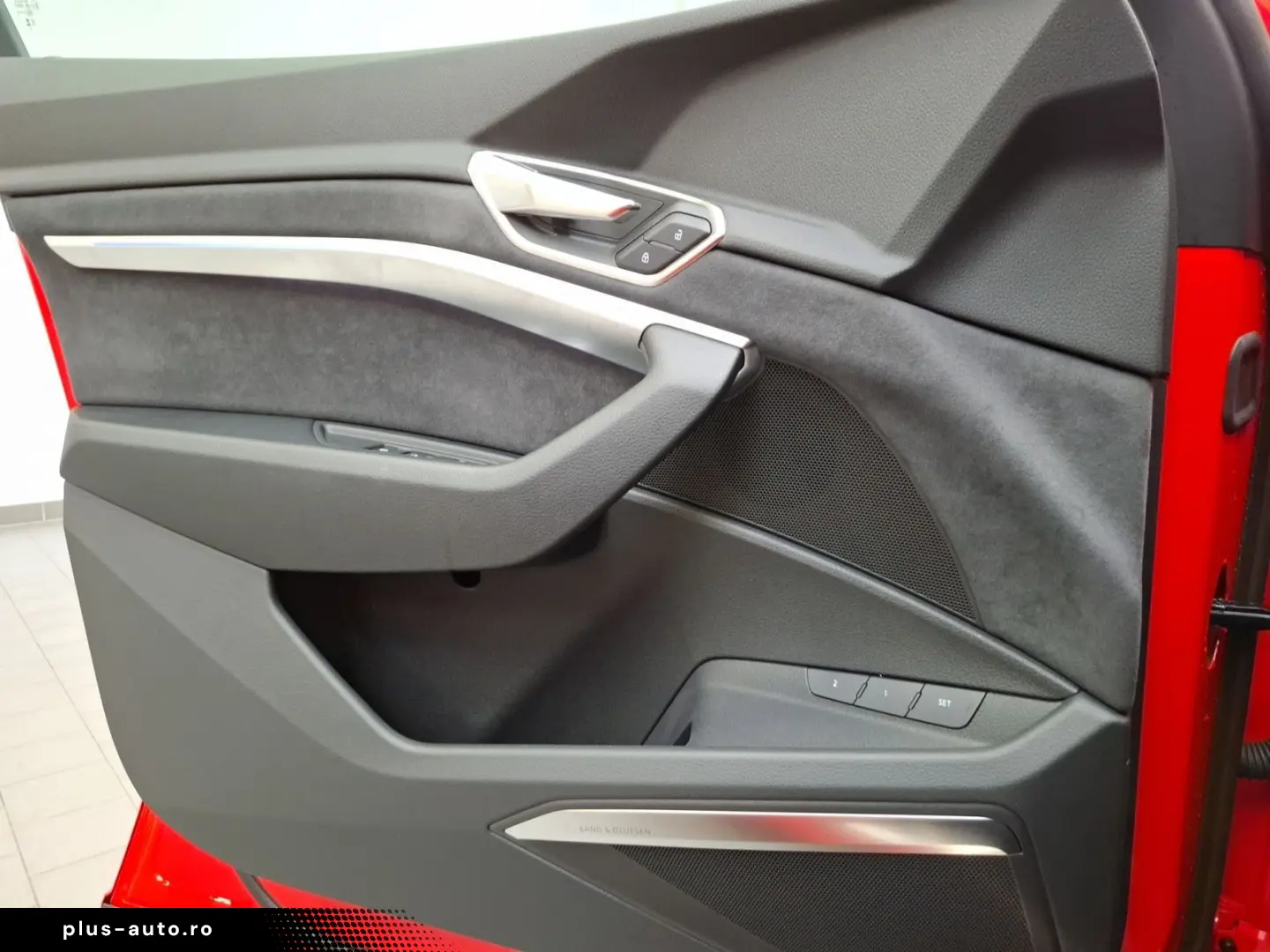 AUDI SQ8 Sportback e-tron 370 kW